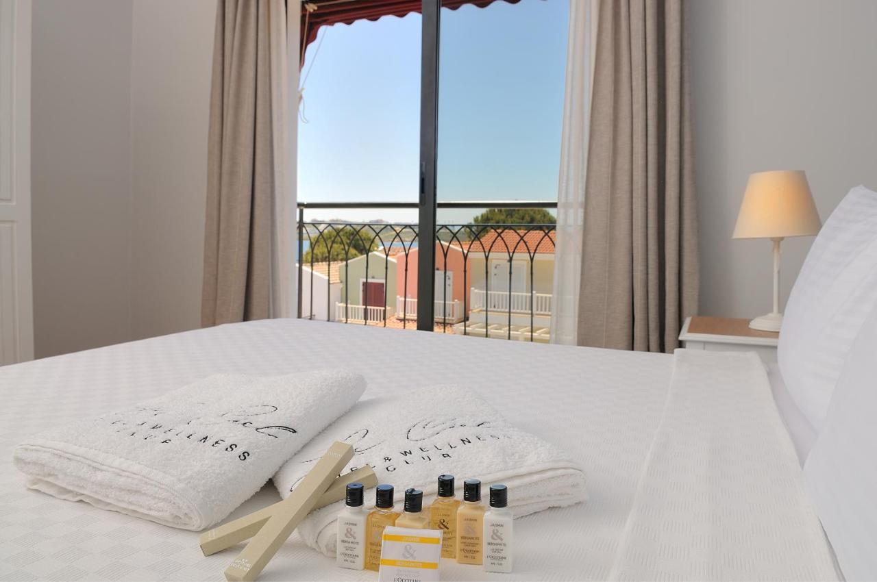 Le Ciel Hotels & Wellness Club Cesme Bagian luar foto