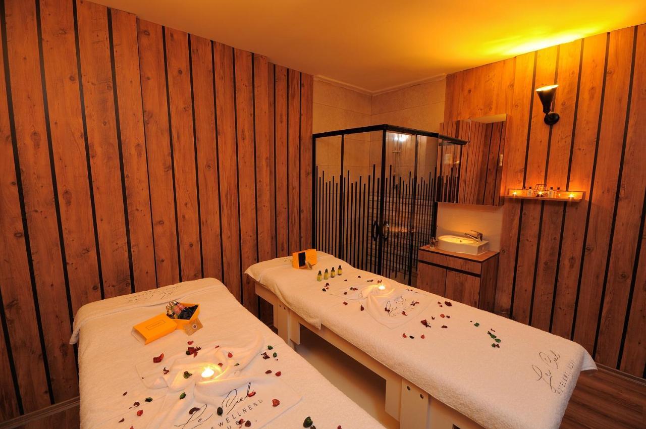 Le Ciel Hotels & Wellness Club Cesme Bagian luar foto